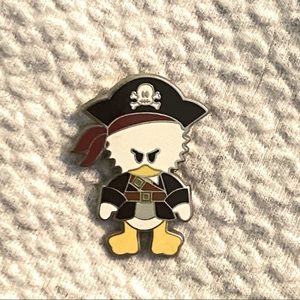 Disney Pin angry cute donald duck pirate 2008